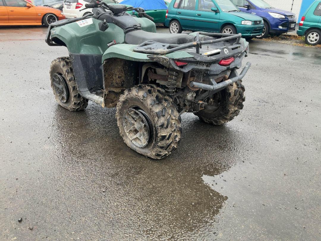 Photo '5' of CAN AM OUTLANDER XUH D5 Photo '5' of CAN AM OUTLANDER XUH D5