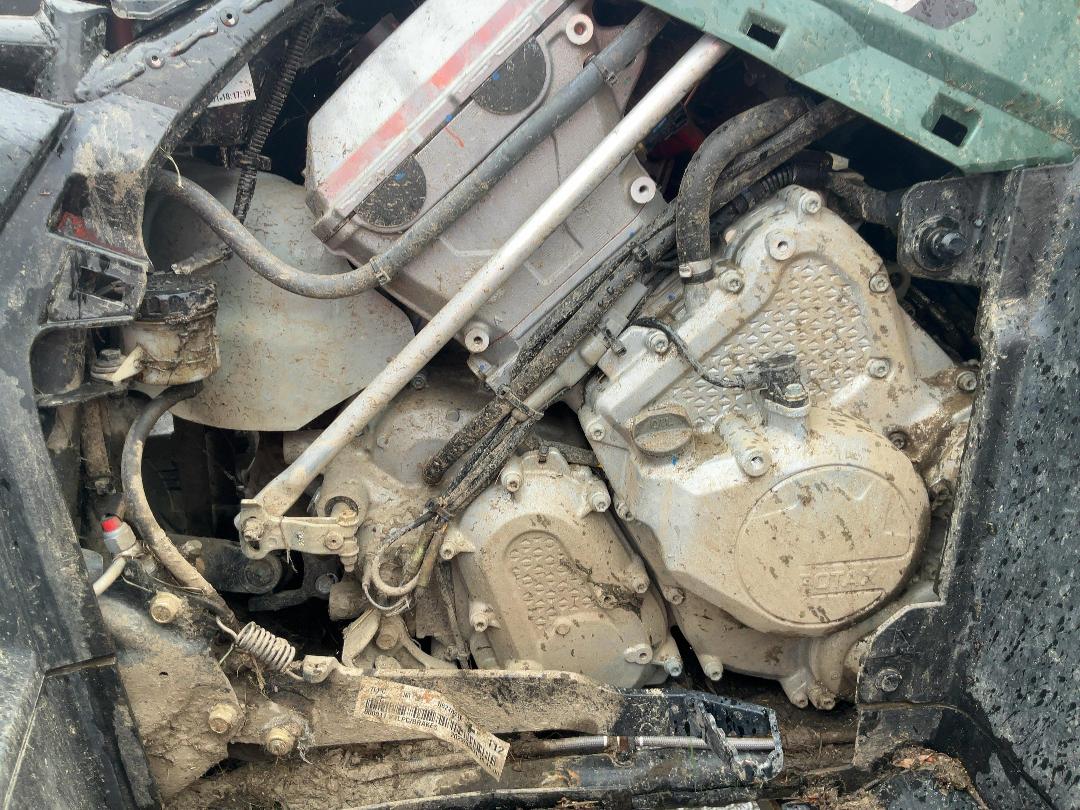 Photo '18' of CAN AM OUTLANDER XUH D5 Photo '18' of CAN AM OUTLANDER XUH D5