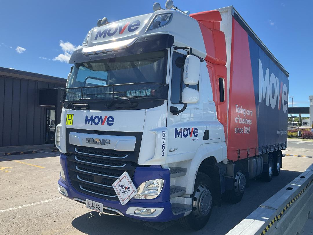 Photo '4' of DAF CF 530 Curtainsider Photo '4' of DAF CF 530 Curtainsider