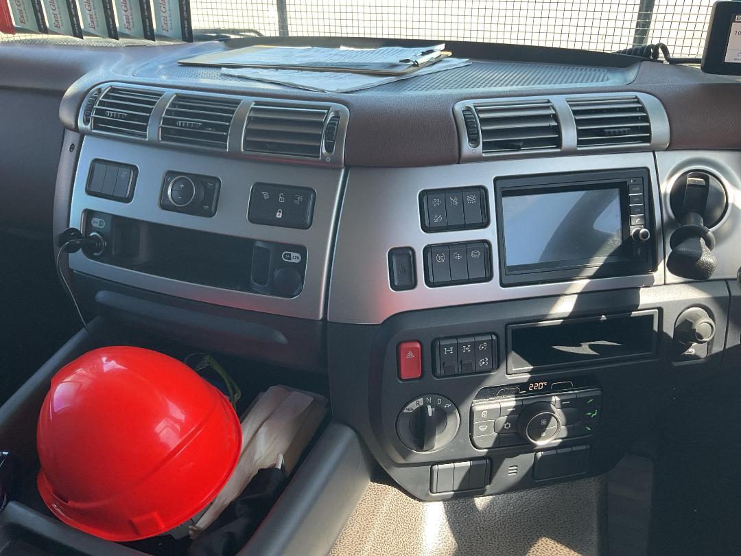 Photo '10' of DAF CF 530 Curtainsider Photo '10' of DAF CF 530 Curtainsider