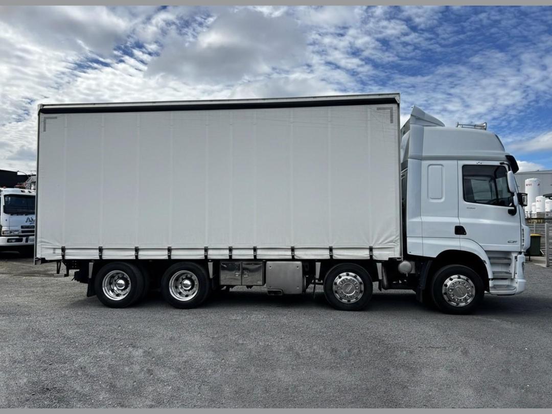 Photo '13' of DAF CF 530 Curtainsider