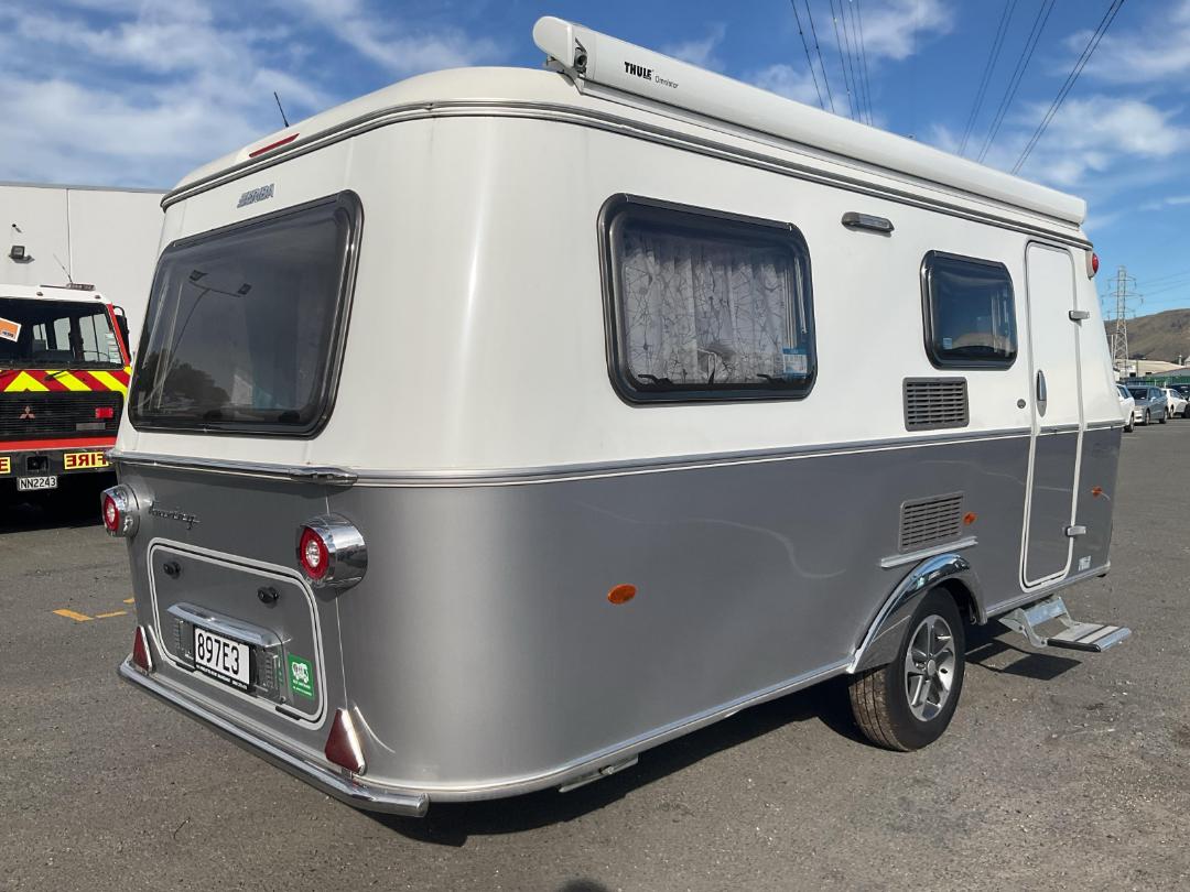 Photo '3' of Eriba Touring 542 Caravan - Single Photo '3' of Eriba Touring 542 Caravan - Single