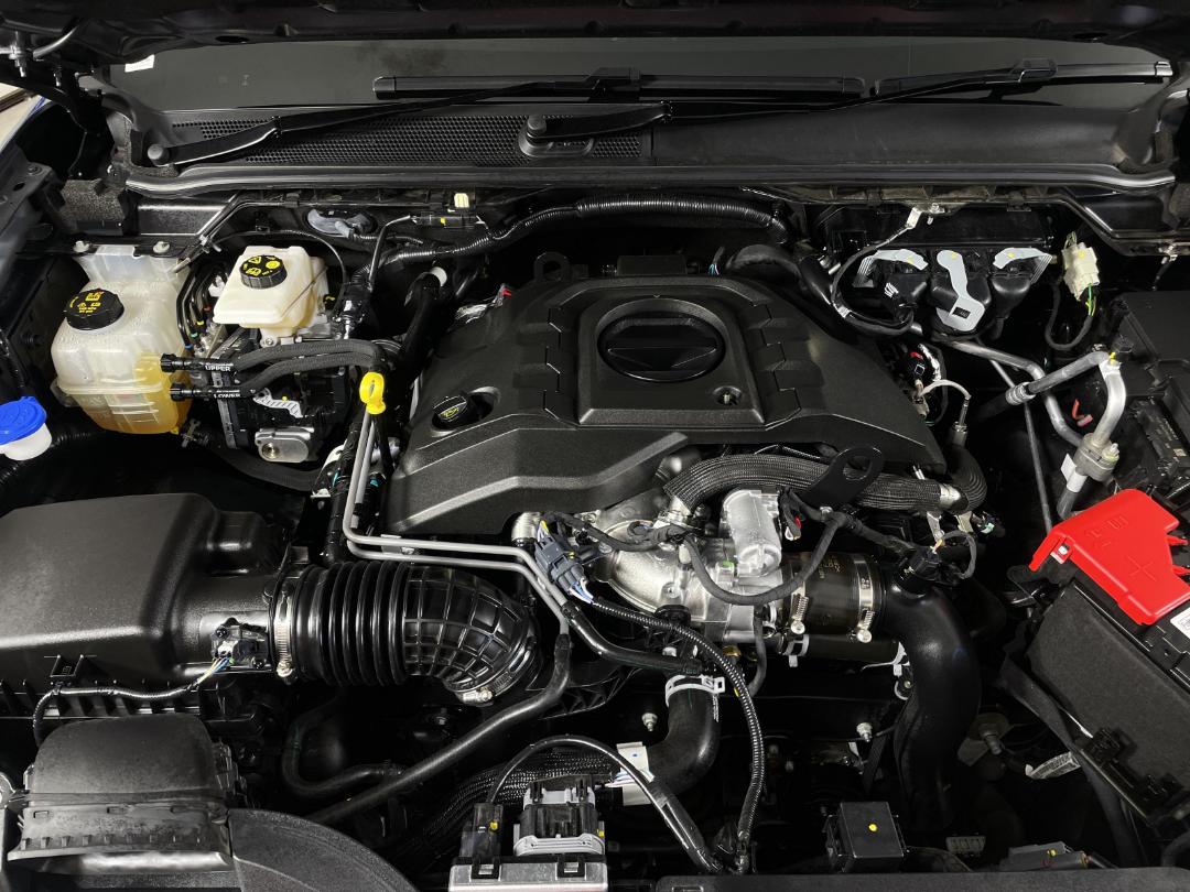 Photo '13' of Ford Everest