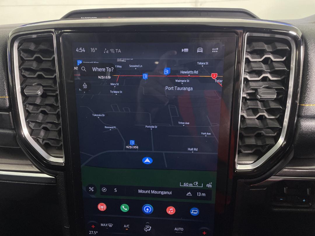 Photo '26' of Ford Everest