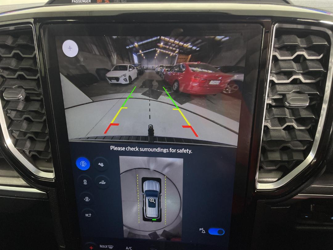 Photo '27' of Ford Everest