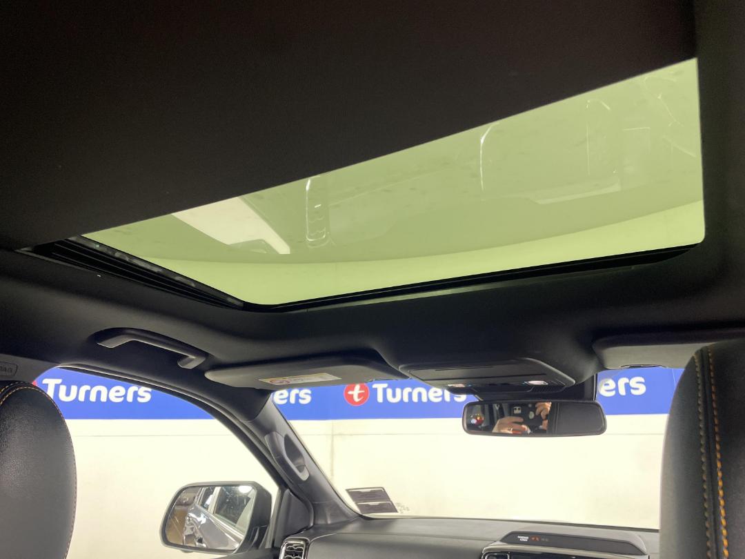 Photo '32' of Ford Everest