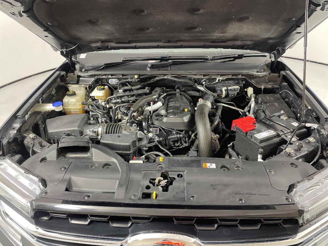 Photo '13' of Ford Everest