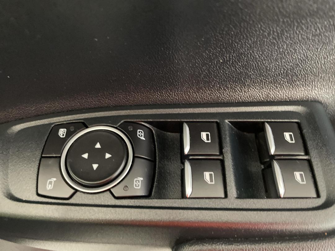 Photo '23' of Ford Everest Photo '23' of Ford Everest