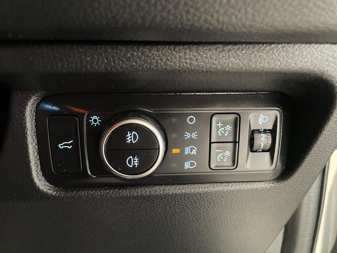 Photo '24' of Ford Everest Photo '24' of Ford Everest