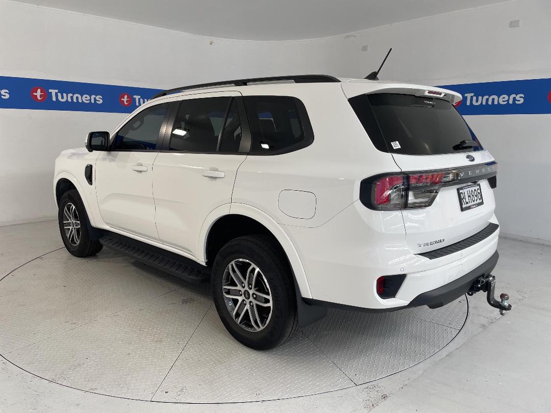 Photo '5' of Ford Everest Photo '5' of Ford Everest