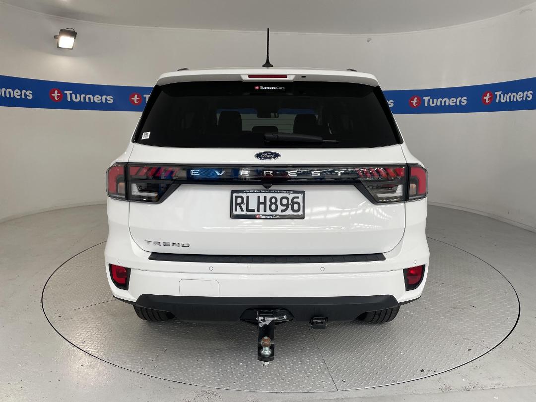 Photo '6' of Ford Everest Photo '6' of Ford Everest