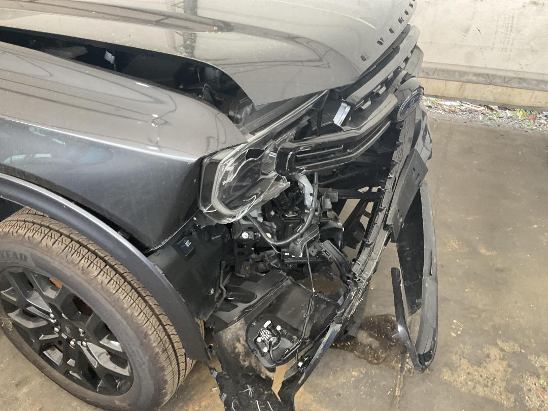 Photo '4' of Ford Everest Sport Photo '4' of Ford Everest Sport