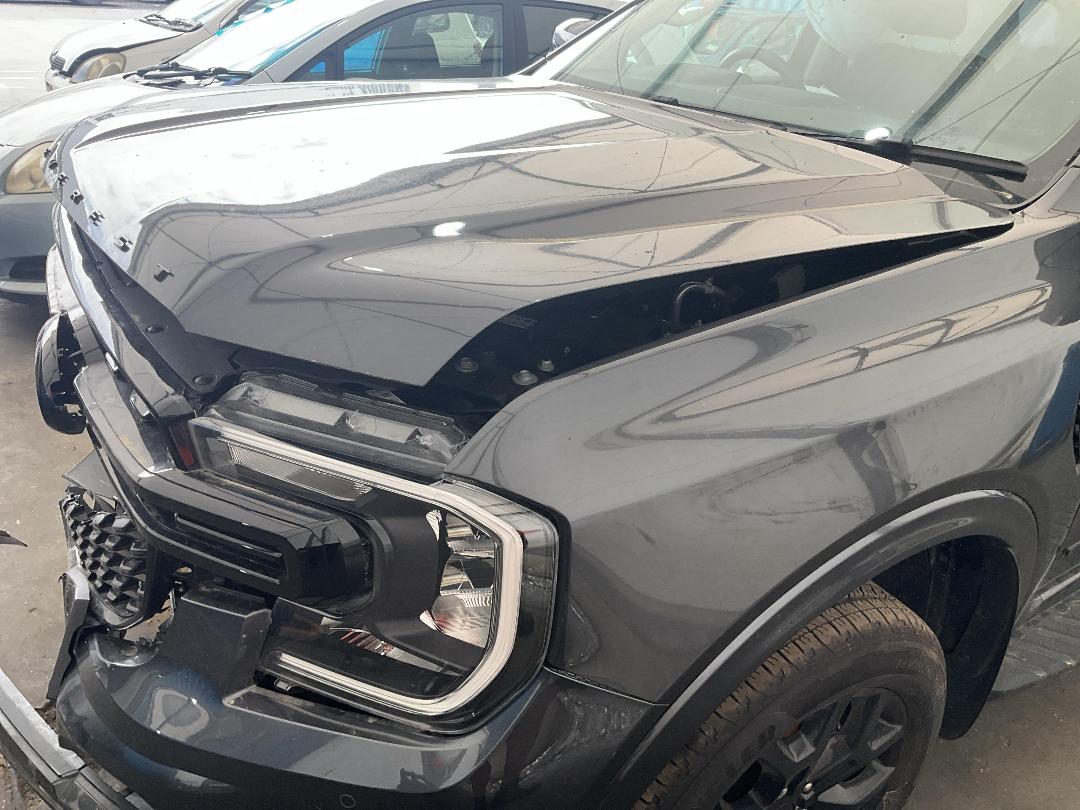 Photo '8' of Ford Everest Sport Photo '8' of Ford Everest Sport