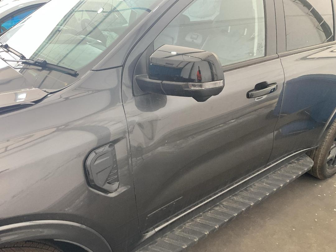 Photo '9' of Ford Everest Sport Photo '9' of Ford Everest Sport