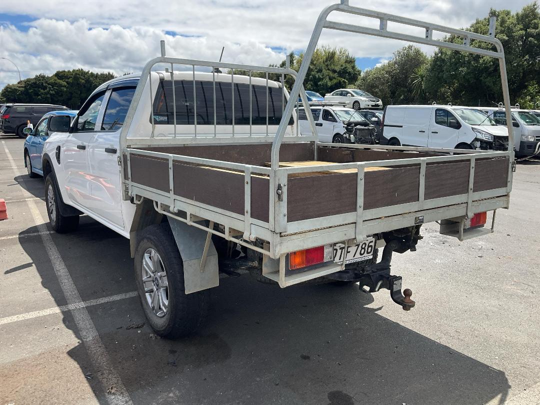 Photo '4' of Ford Ranger XL Double CAB C/C Photo '4' of Ford Ranger XL Double CAB C/C