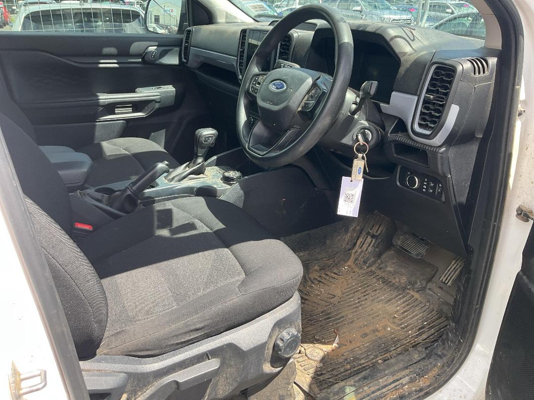 Photo '13' of Ford Ranger XL Double CAB C/C Photo '13' of Ford Ranger XL Double CAB C/C