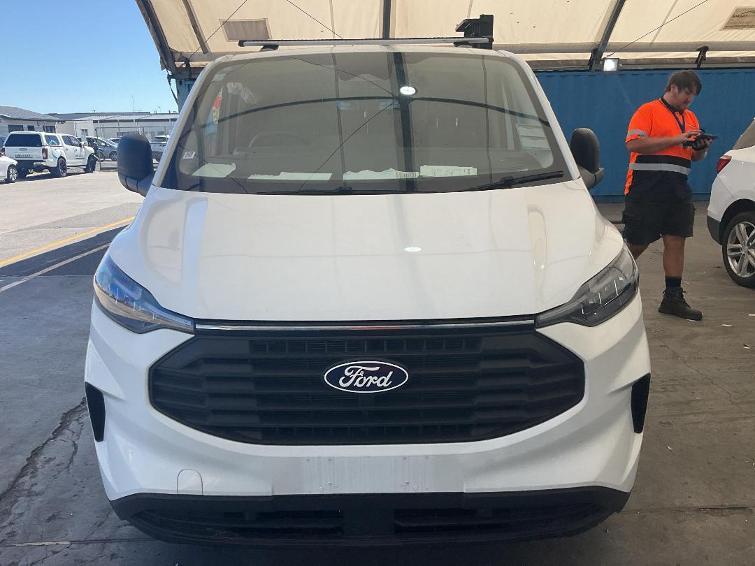 Photo '2' of Ford Transit Custom 320 SWB Photo '2' of Ford Transit Custom 320 SWB