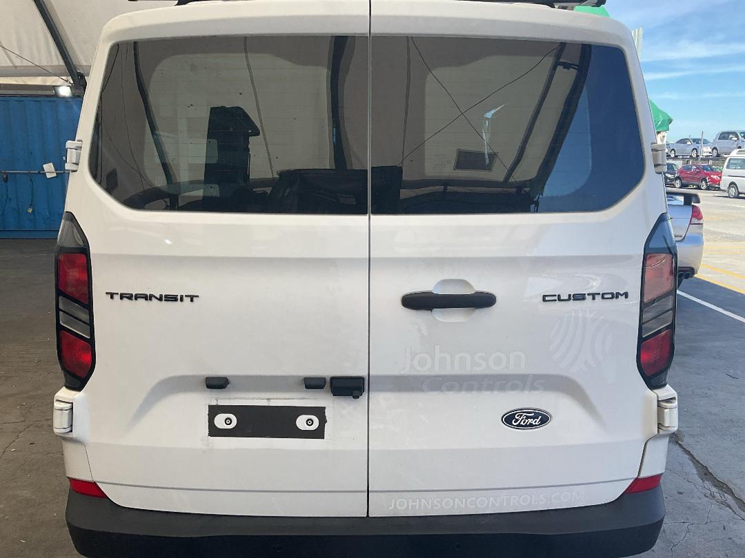 Photo '5' of Ford Transit Custom 320 SWB Photo '5' of Ford Transit Custom 320 SWB