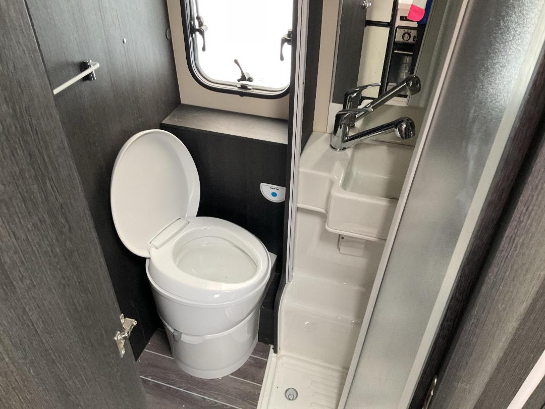 Photo '40' of Ford Transit ZEFIRO-665 Motorhome