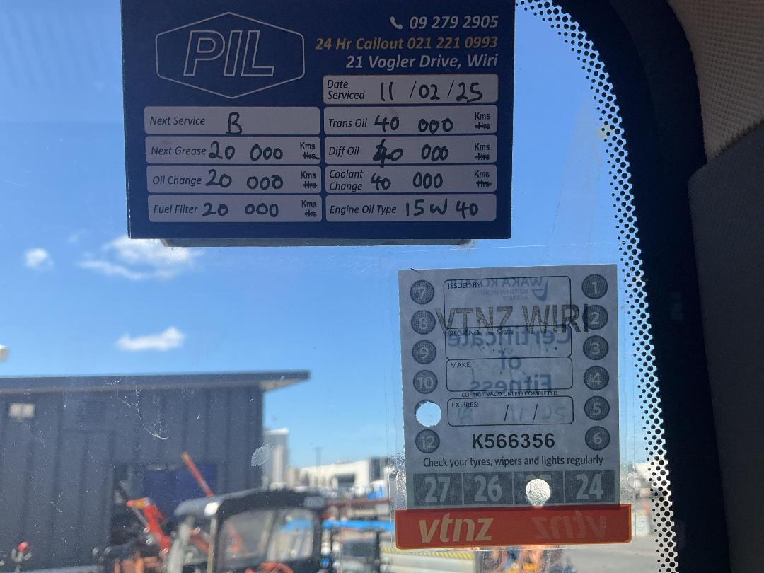 Photo '27' of Foton Aumark BJ1065LT5995 Tipper