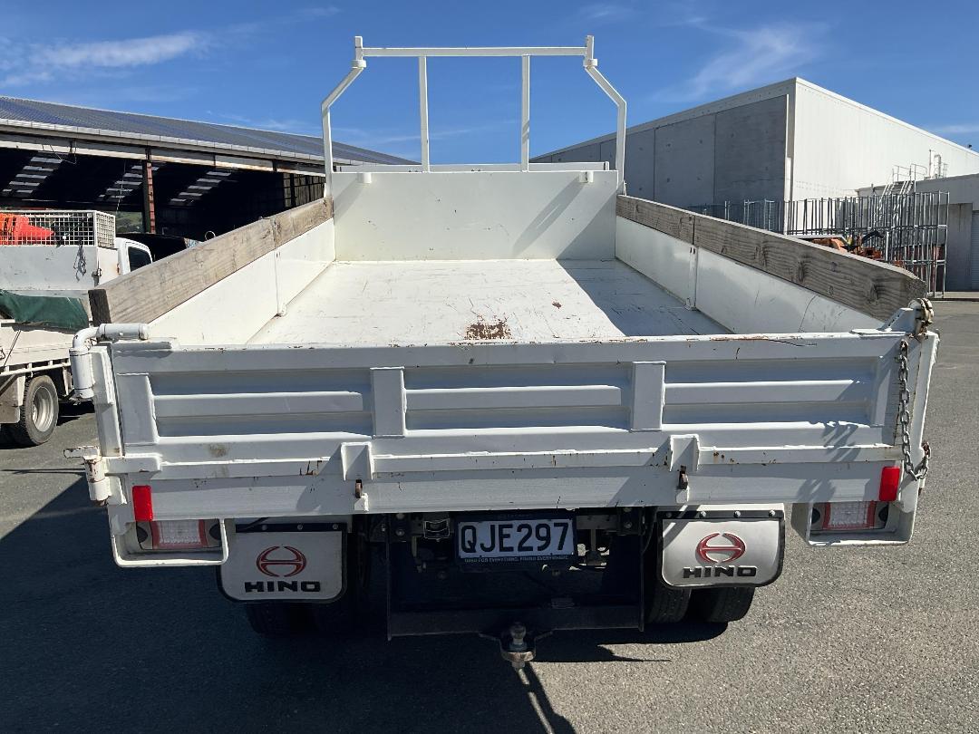 Photo '7' of Hino 300 XKU720R Tipper Photo '7' of Hino 300 XKU720R Tipper