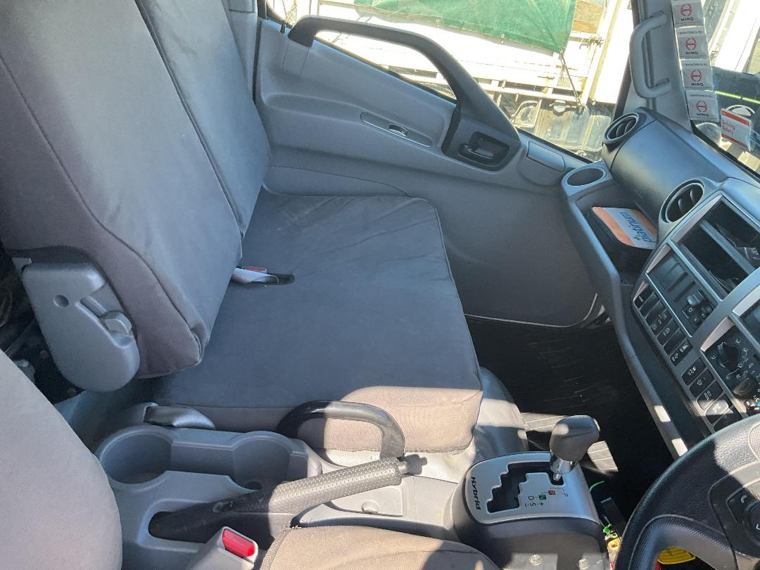 Photo '17' of Hino 300 XKU720R Tipper Photo '17' of Hino 300 XKU720R Tipper