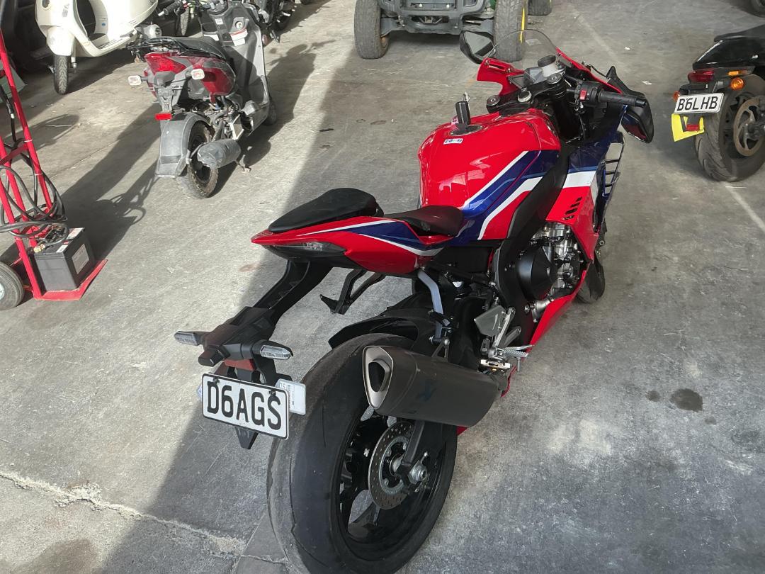 Photo '7' of Honda CBR1000 RRR Photo '7' of Honda CBR1000 RRR
