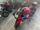 Thumbnail '4' of Honda CBR1000 RRR Thumbnail '4' of Honda CBR1000 RRR