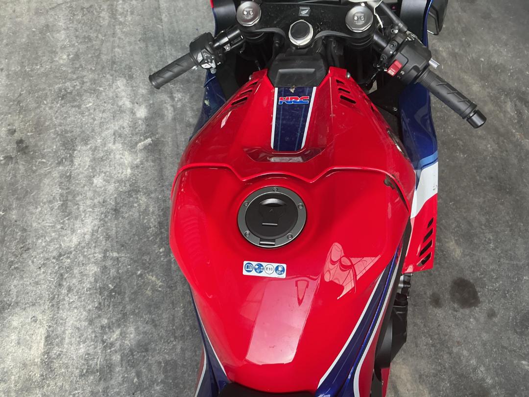 Photo '11' of Honda CBR1000 RRR Photo '11' of Honda CBR1000 RRR
