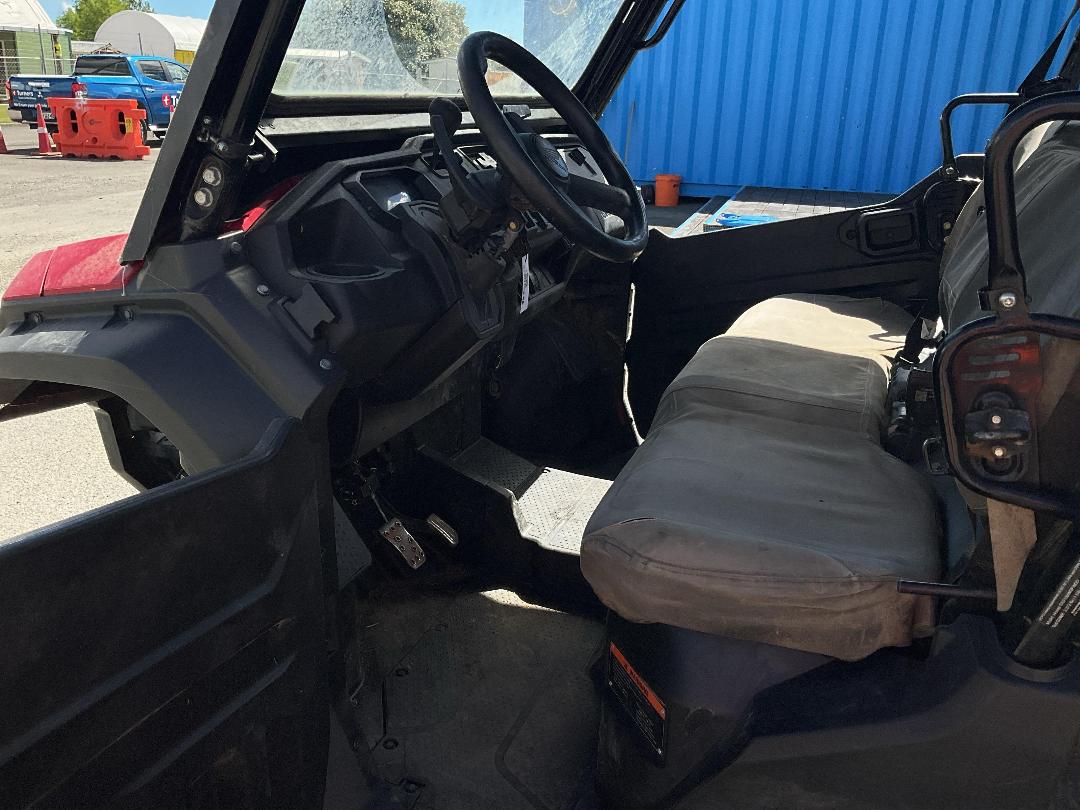 Photo '10' of Honda Pioneer 1000 4WD Photo '10' of Honda Pioneer 1000 4WD