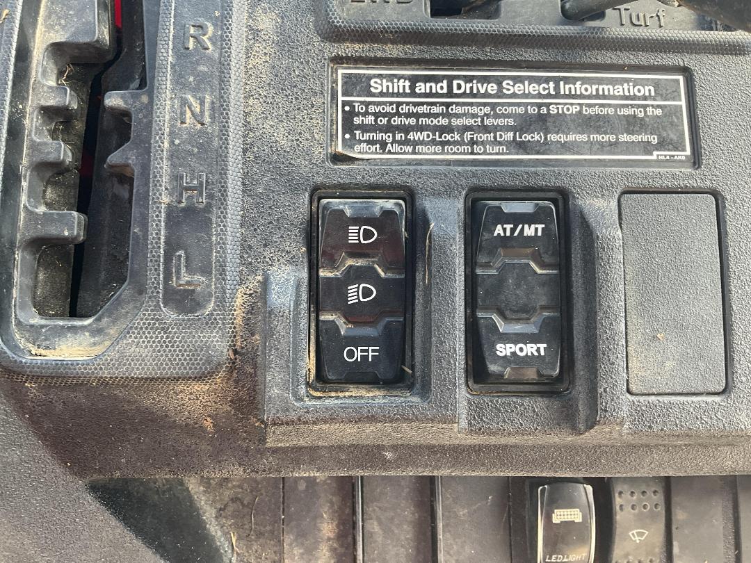 Photo '18' of Honda Pioneer 1000 4WD Photo '18' of Honda Pioneer 1000 4WD