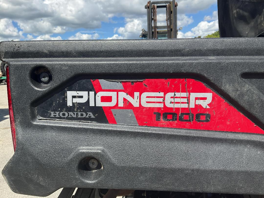 Photo '30' of Honda Pioneer 1000 4WD Photo '30' of Honda Pioneer 1000 4WD
