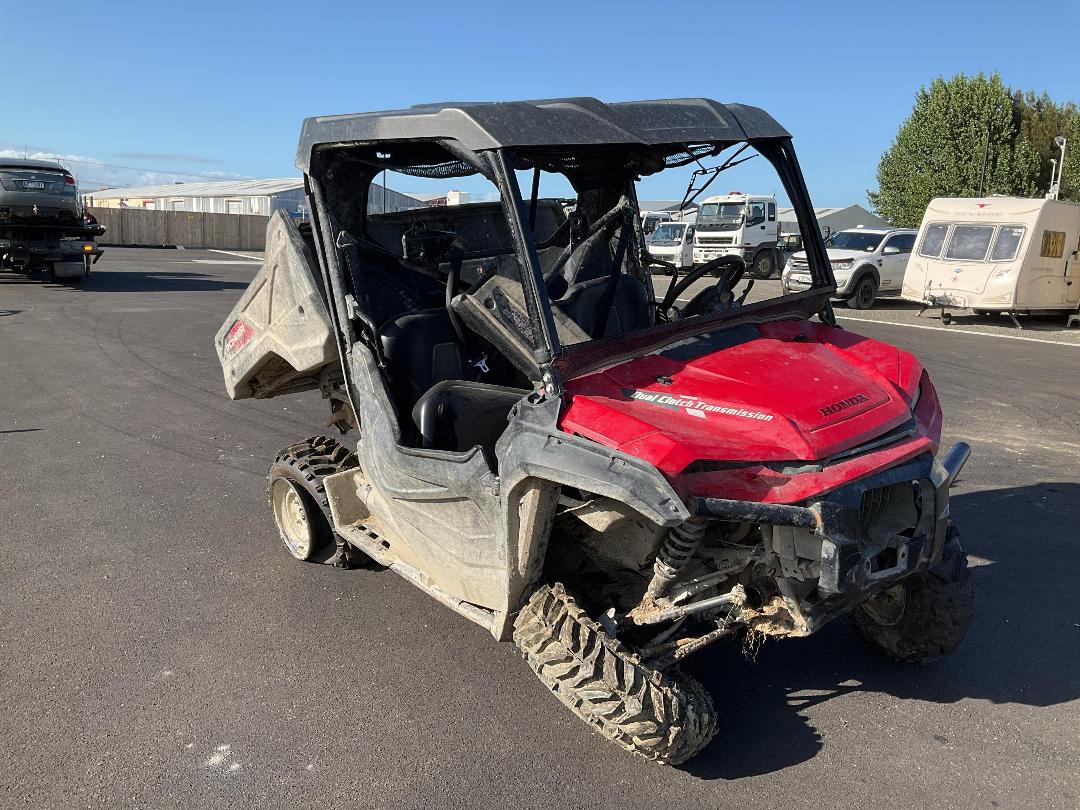 Photo '8' of Honda Pioneer 1000