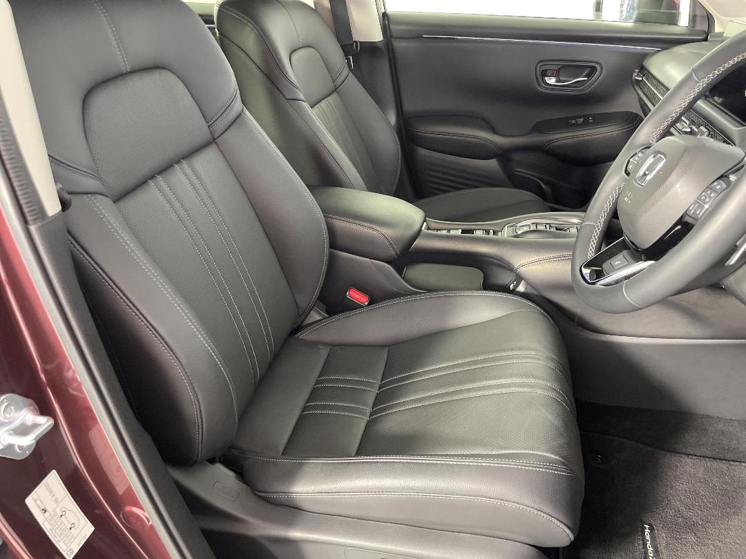 Photo '16' of Honda ZRV