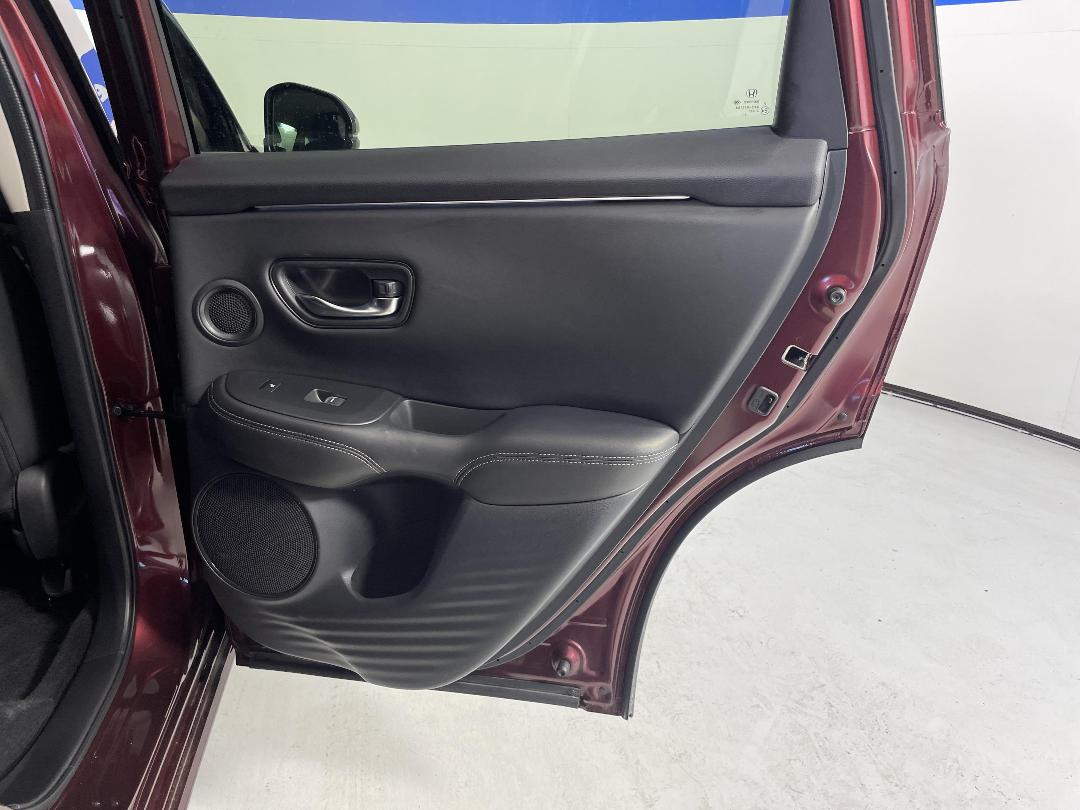 Photo '19' of Honda ZRV