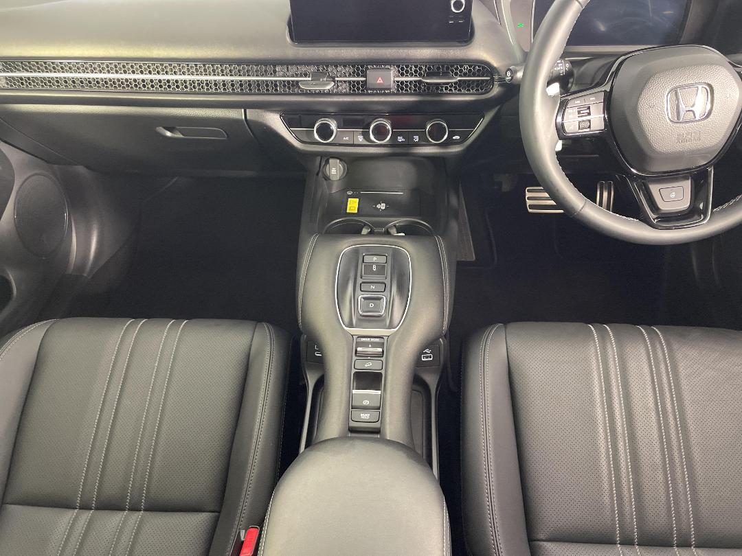 Photo '18' of Honda ZRV