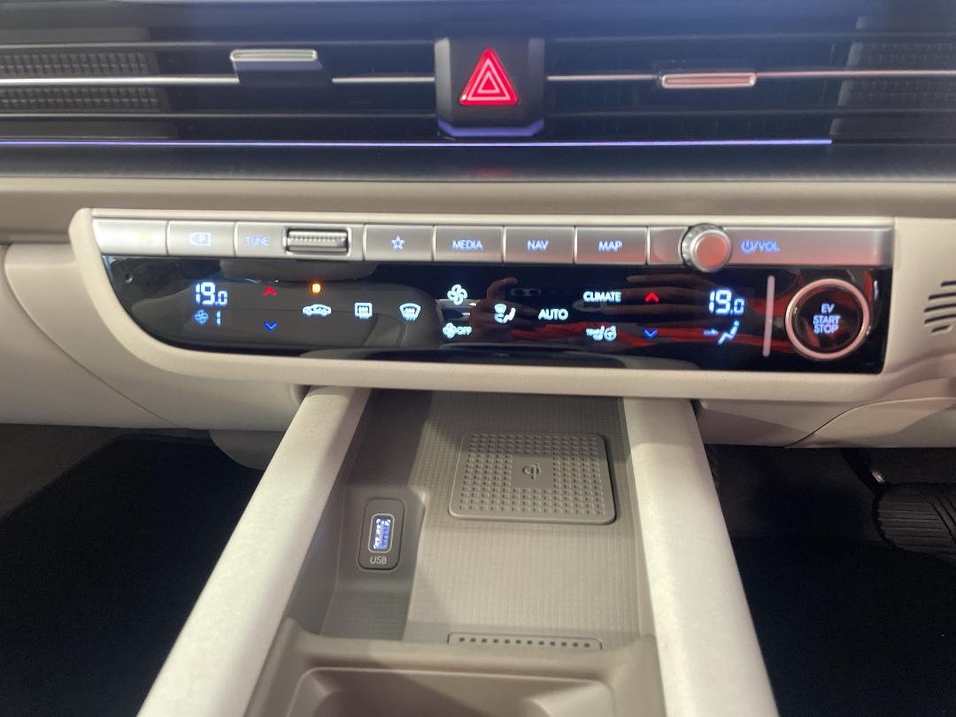 Photo '28' of Hyundai Ioniq 6 Photo '28' of Hyundai Ioniq 6