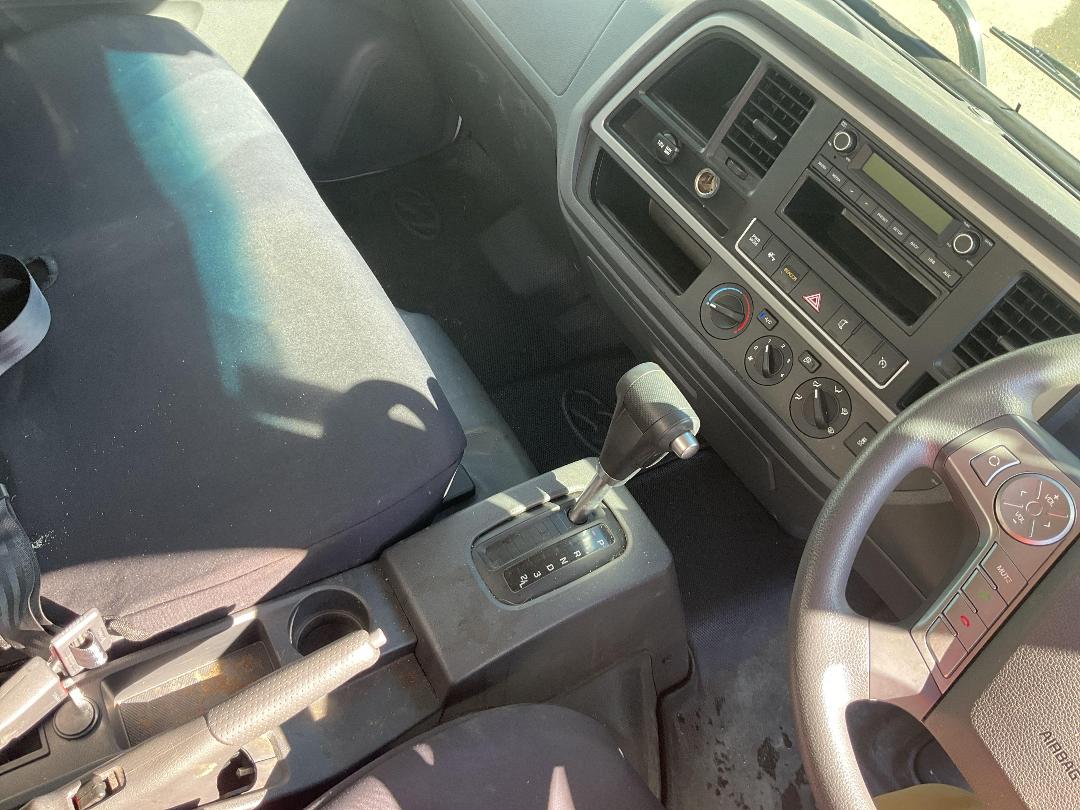 Photo '21' of Hyundai Mighty EX60LA Transporter