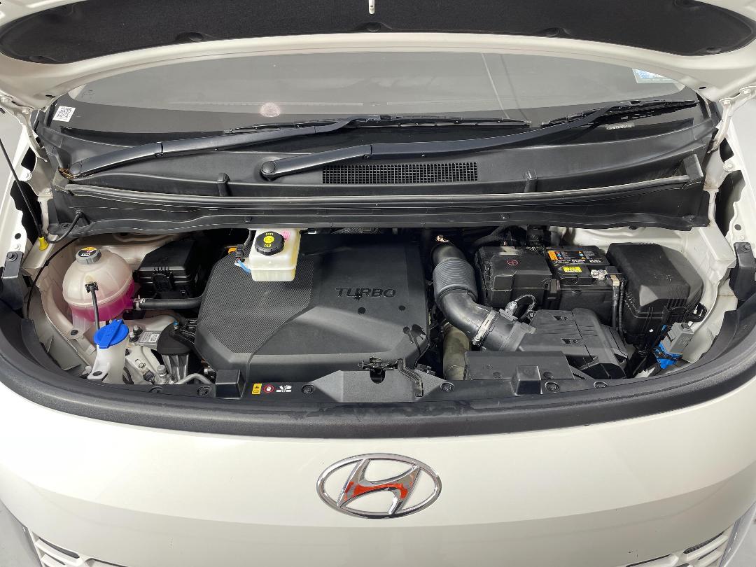 Photo '13' of Hyundai Staria Load Photo '13' of Hyundai Staria Load