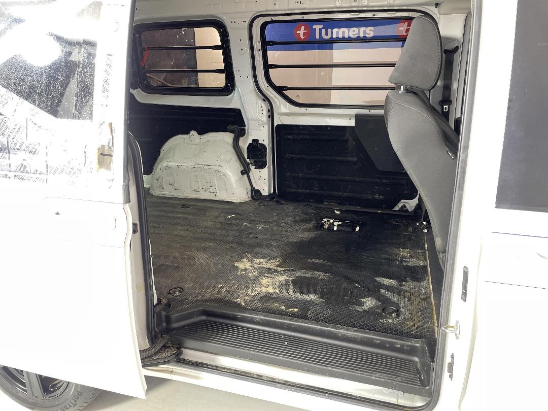 Photo '19' of Hyundai Staria Load Photo '19' of Hyundai Staria Load