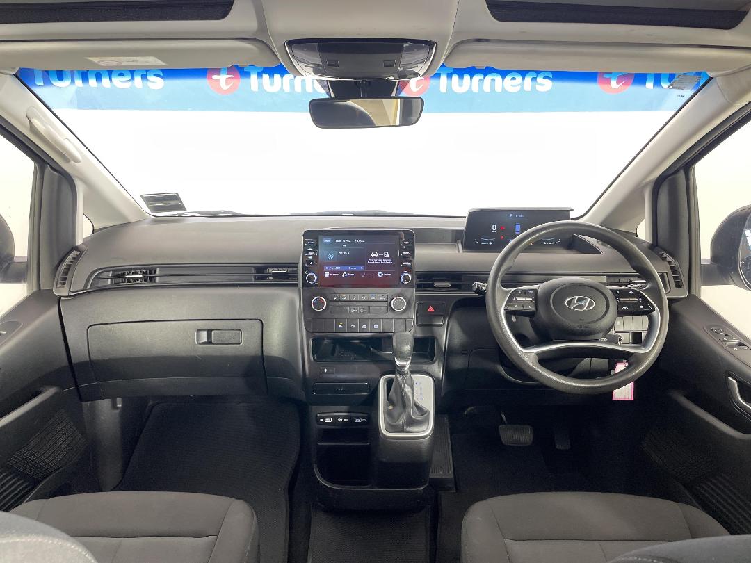 Photo '17' of Hyundai Staria Load Photo '17' of Hyundai Staria Load