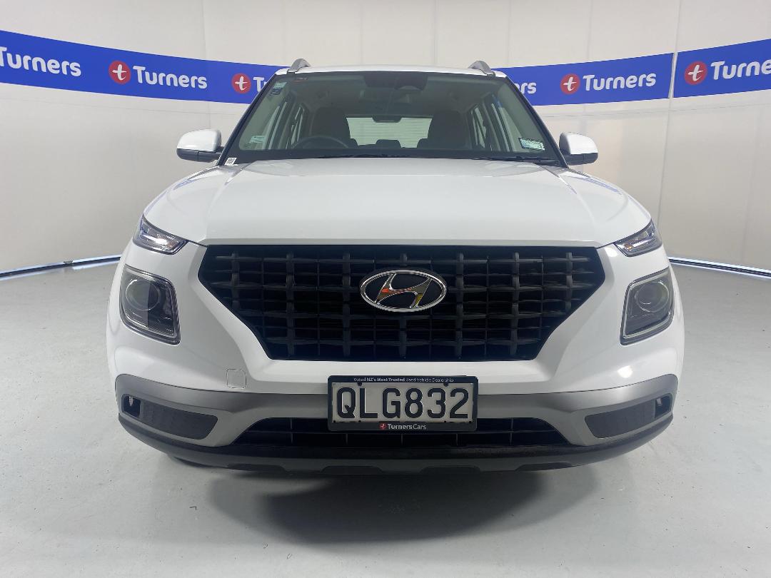 Photo '2' of Hyundai Venue Photo '2' of Hyundai Venue