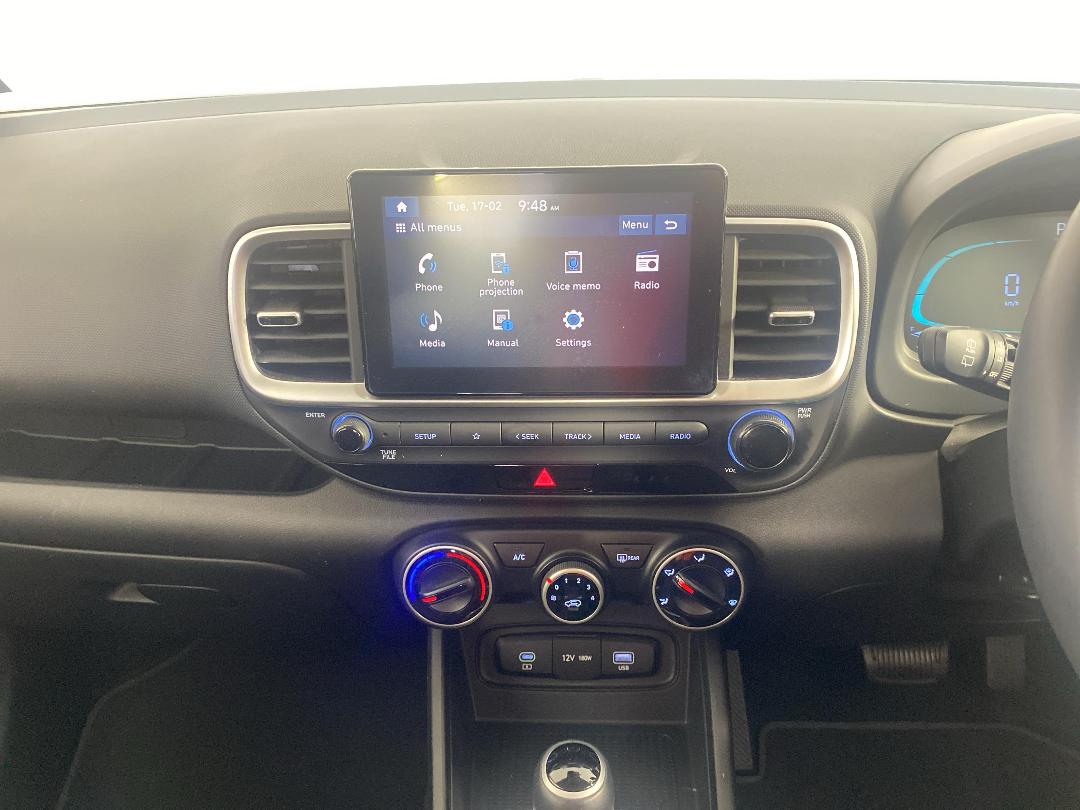 Photo '18' of Hyundai Venue Photo '18' of Hyundai Venue