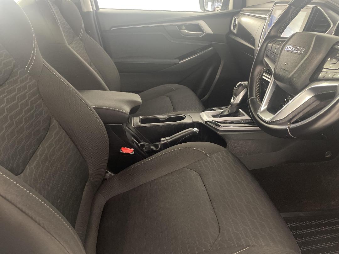 Photo '16' of Isuzu D-MAX