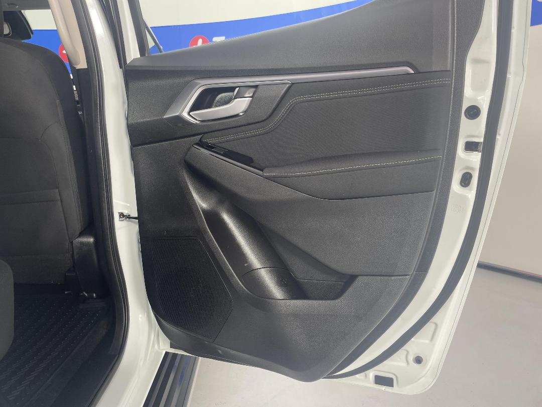 Photo '19' of Isuzu D-MAX