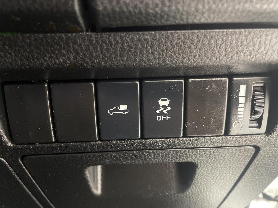 Photo '23' of Isuzu D-MAX