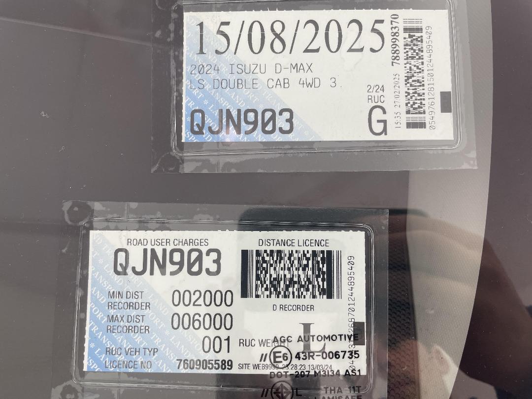 Photo '35' of Isuzu D-MAX