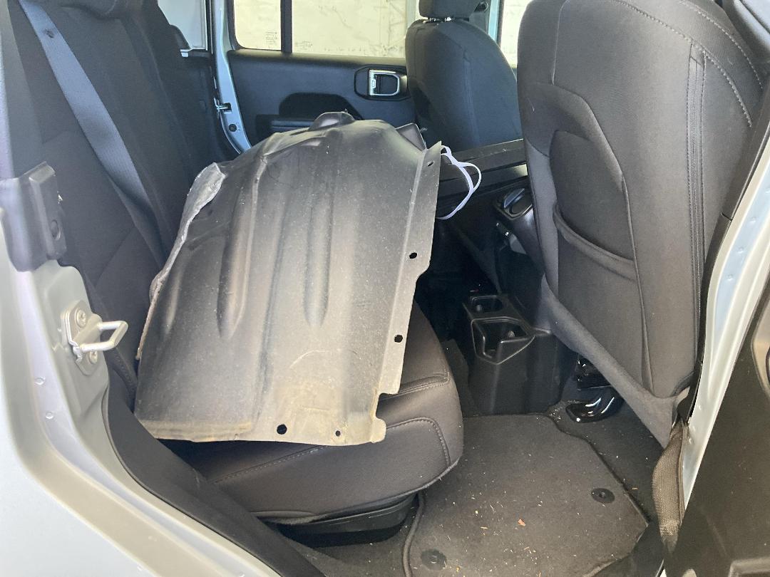 Photo '24' of Jeep Gladiator Night Eagle Photo '24' of Jeep Gladiator Night Eagle