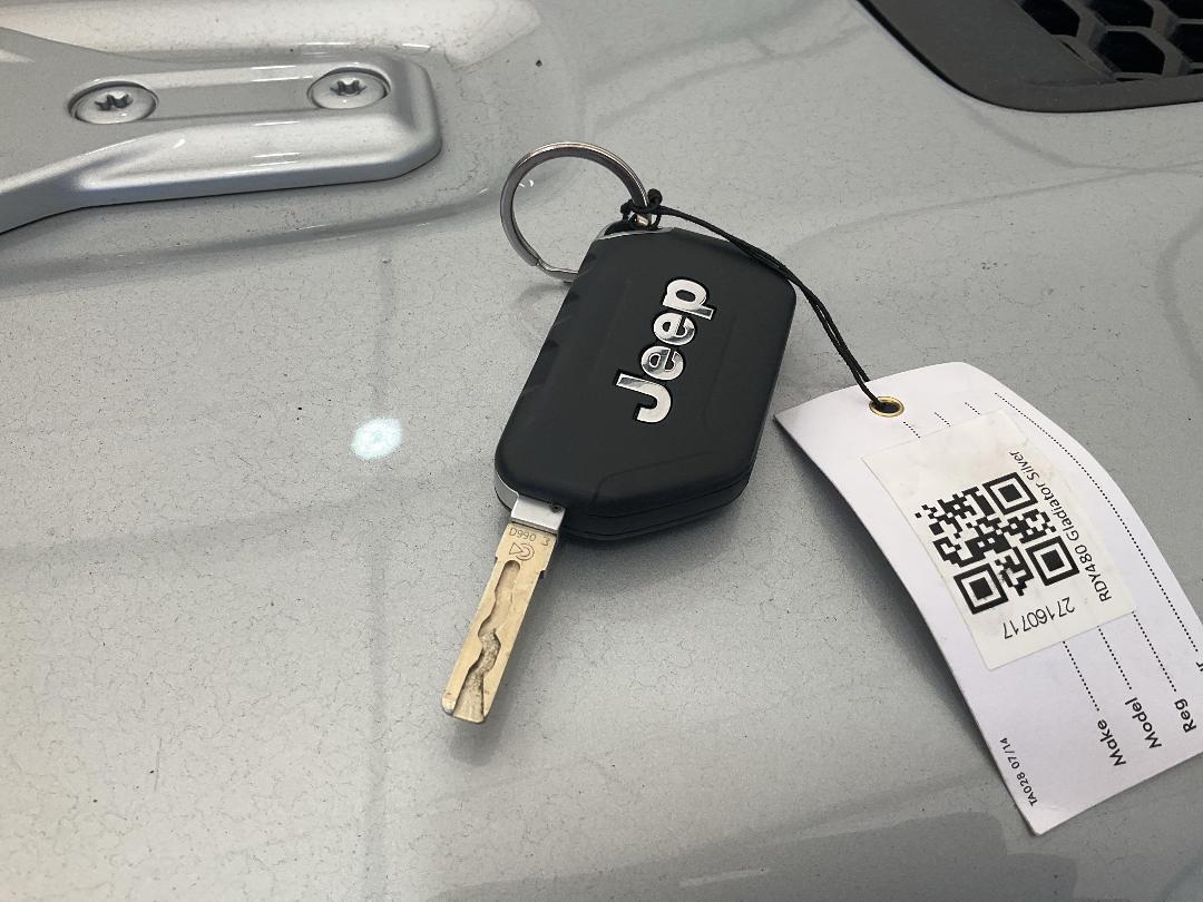 Photo '31' of Jeep Gladiator Night Eagle Photo '31' of Jeep Gladiator Night Eagle