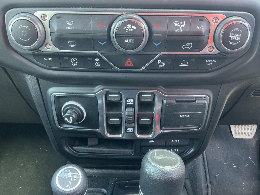 Photo '15' of Jeep Gladiator Night Eagle Photo '15' of Jeep Gladiator Night Eagle